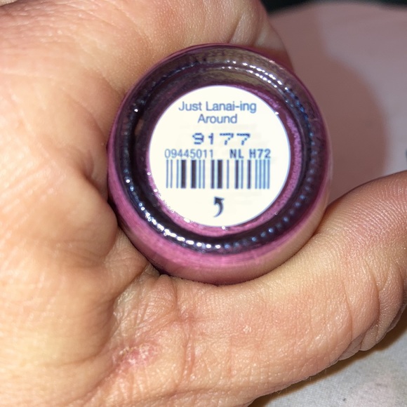 SUBTLY SEXY! MAC BATES BREATH LOVE ME LIPSTICK. OPI JUST LANAI-ING AROUND - Picture 3 of 3